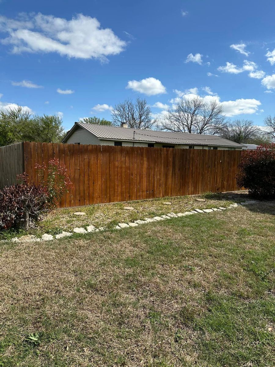 Fencing for R E Tanner Home Improvement in Buckholts, TX