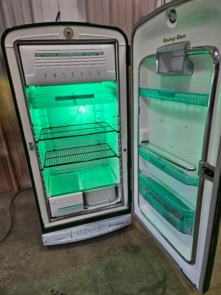 Custom Fridge Painting for Wessels Custom Paint & Restoration in Bad Axe, MI