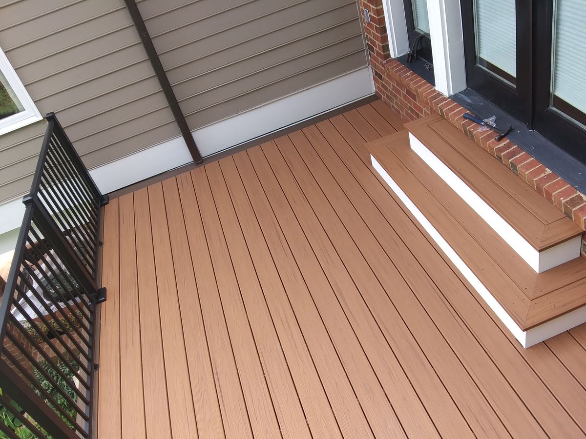 Composite Decks for Lester Contracting LLC in Richmond, VA