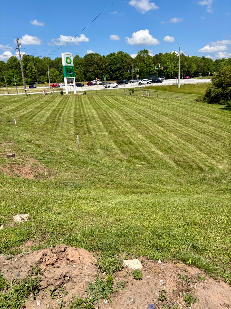 Mowing for Taylormade Lawn Management in Habersham County, GA