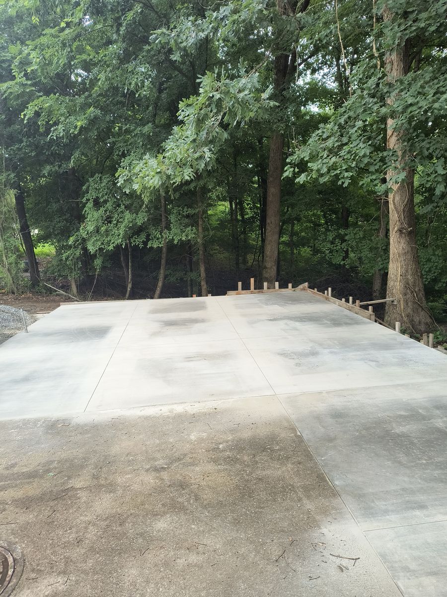 Concrete for Layne It Down Concrete Artisan in Clarksville, TN