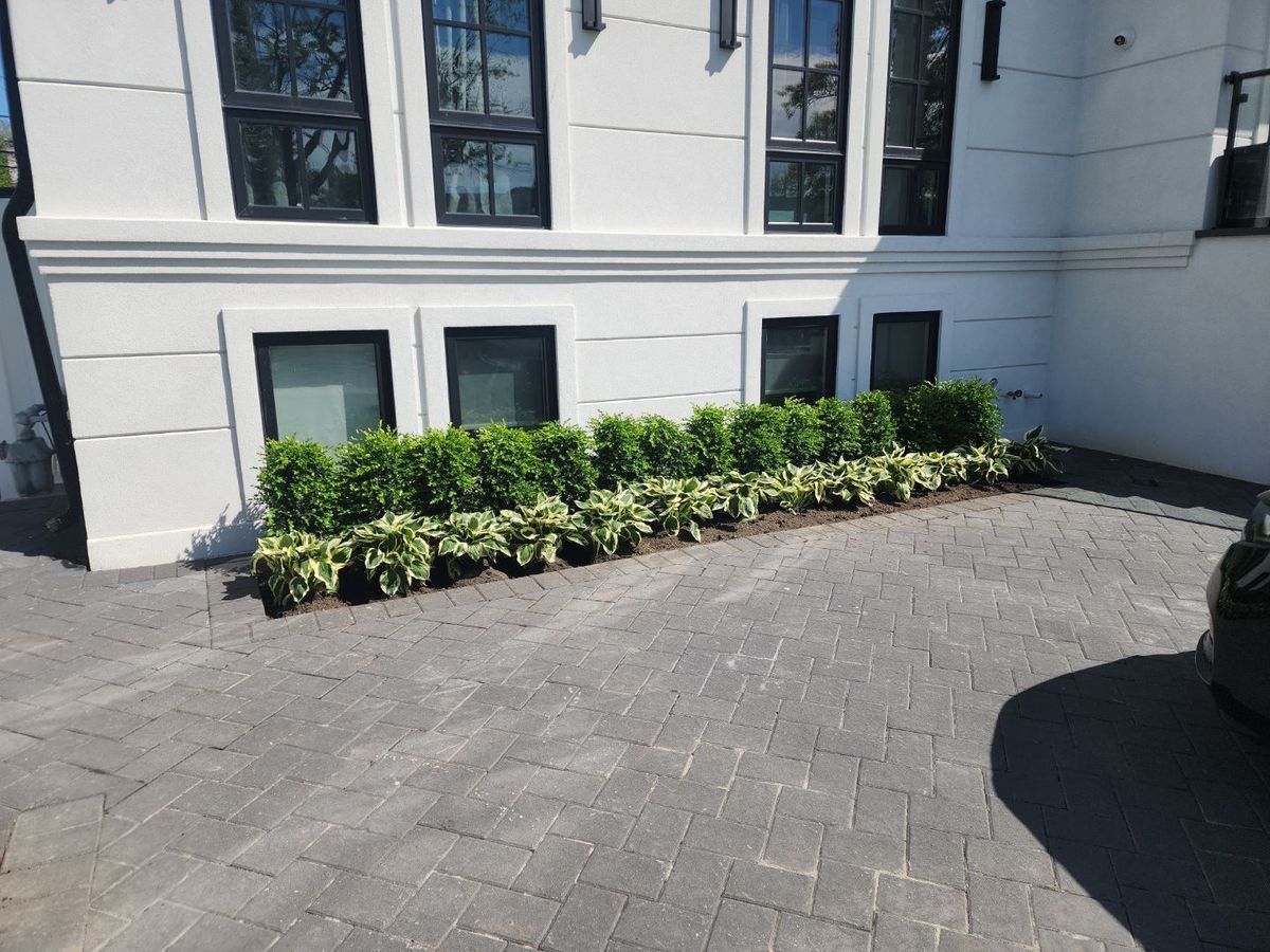 High End Residential Design & Install for Elegant Lawns & Landscaping in Inwood, NY