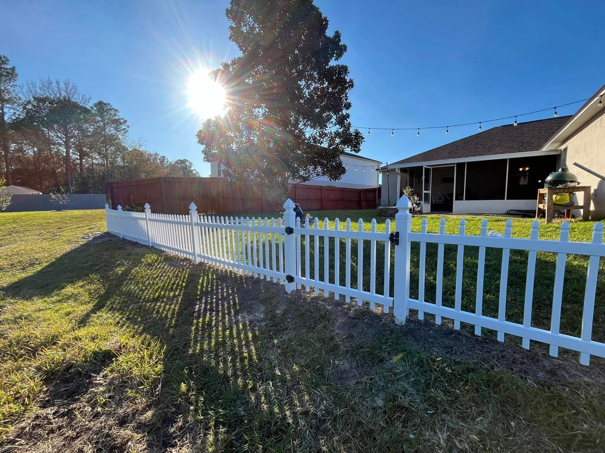 Staining and Deck Refinishing for Attention to Details Painting & more LLC. in Jacksonville, FL