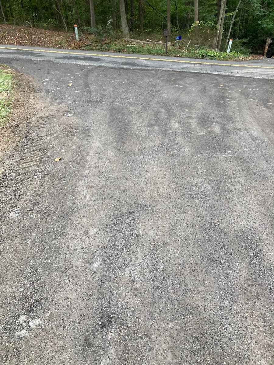Driveway Regrading for 9999 Building and Renovation LLC in Warrenton, VA