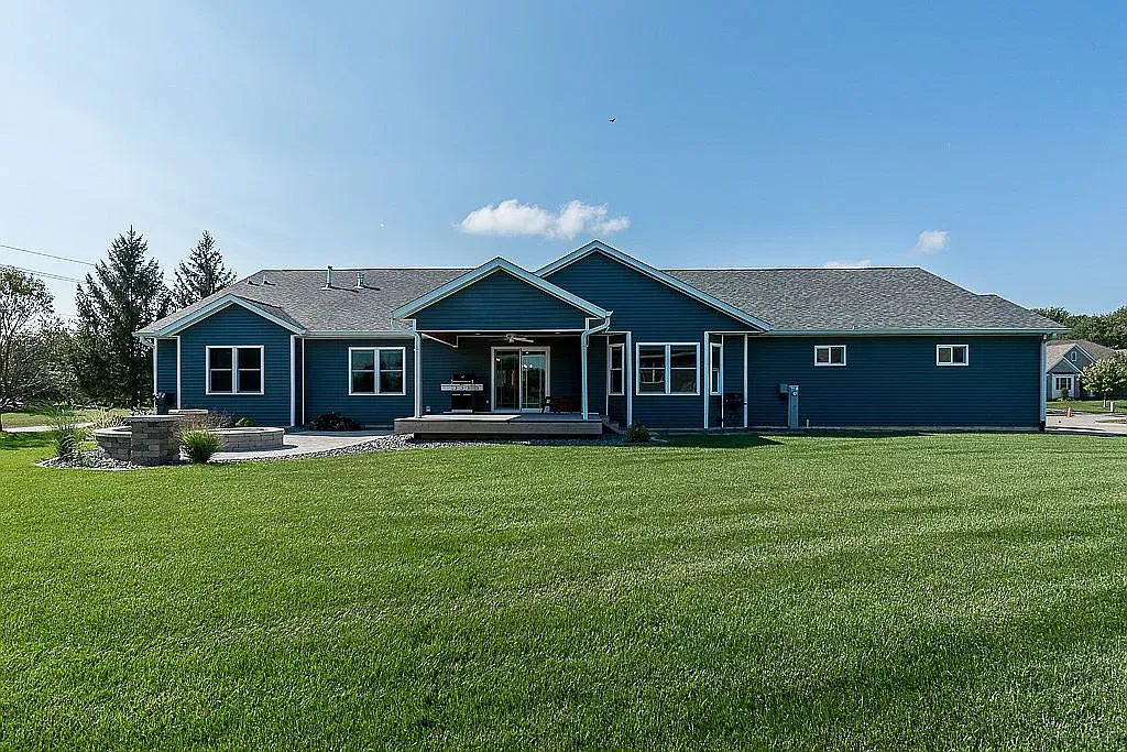 Custom Home Building for Big Picture Construction & Design in Eldridge, IA