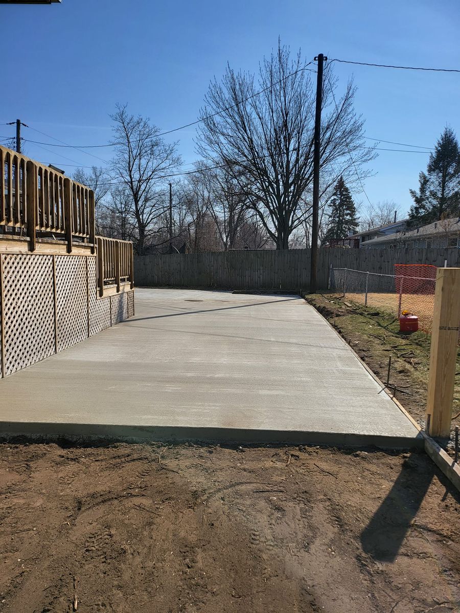 Concrete Slab Construction for B & E Concrete in Michigan City, IN