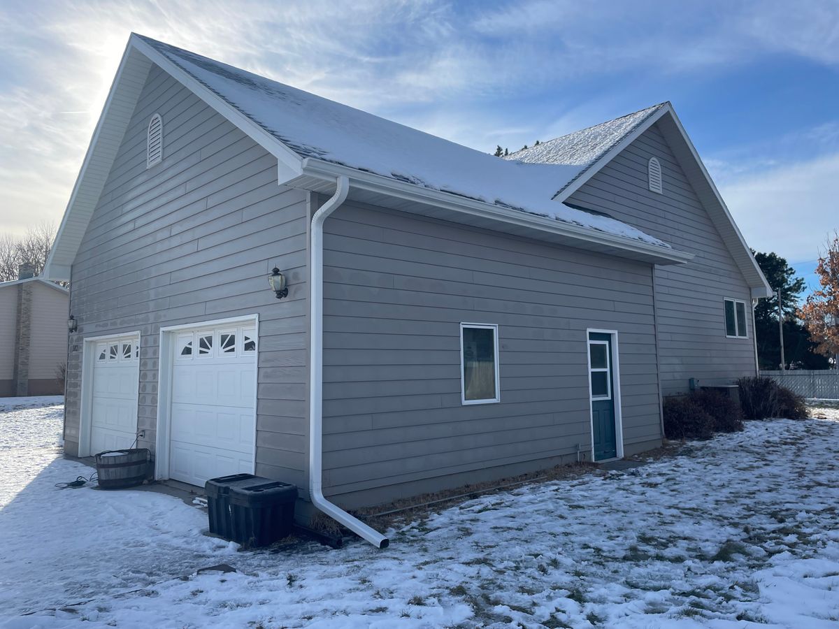 Aluminum Gutters Installation for The Gutter Man Seamless in Lexington, NE