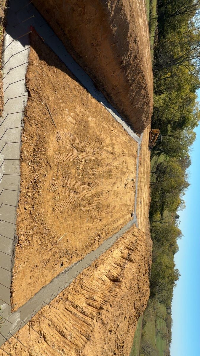 Pad And Driveways for G&R Contracting LLC in Falmouth, KY