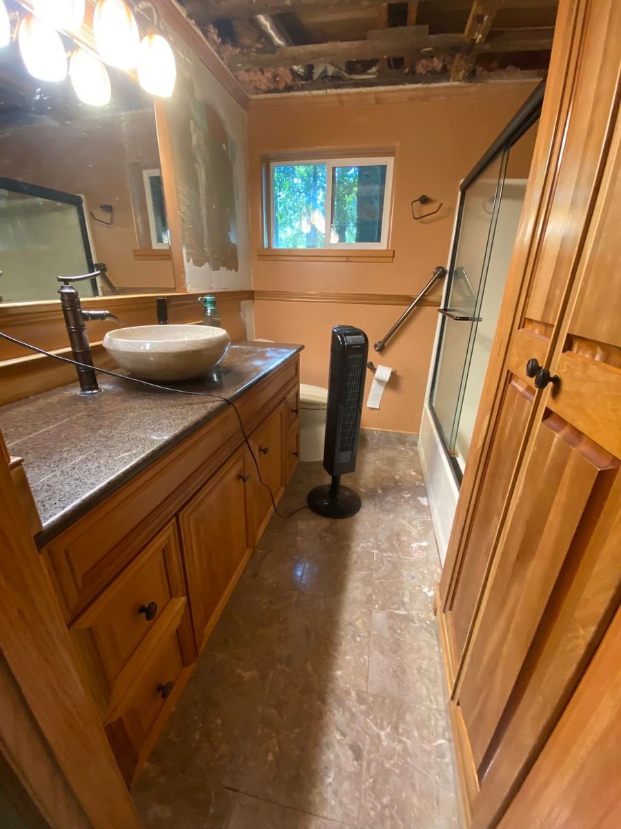 Bathroom Renovation for Hands On Construction in Thomson, GA