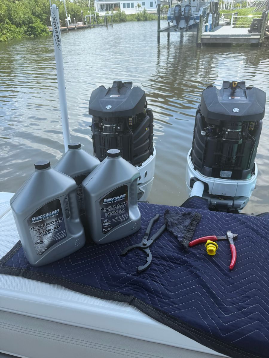 Outboard Annual Service for Floyd's Marine LLC in St. Petersburg, FL