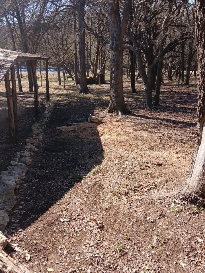 Mulch Installation for Superior Lawn and Tree LLC in Clifton, TX