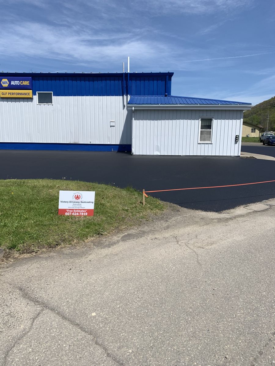 Sealcoating for Victory Driveway Sealcoating in Corning, NY