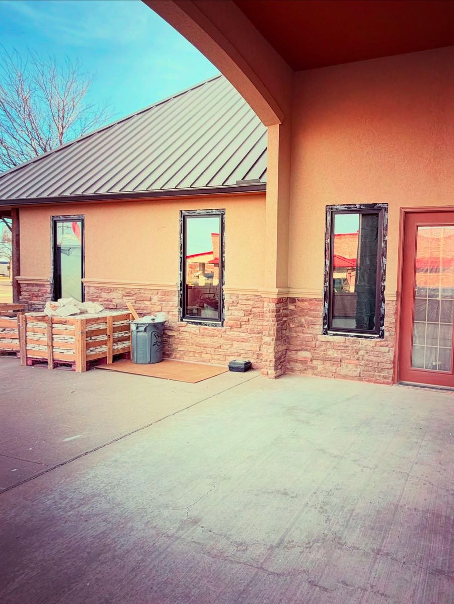 Window Replacement for Proud Crowd Construction in Canyon, TX