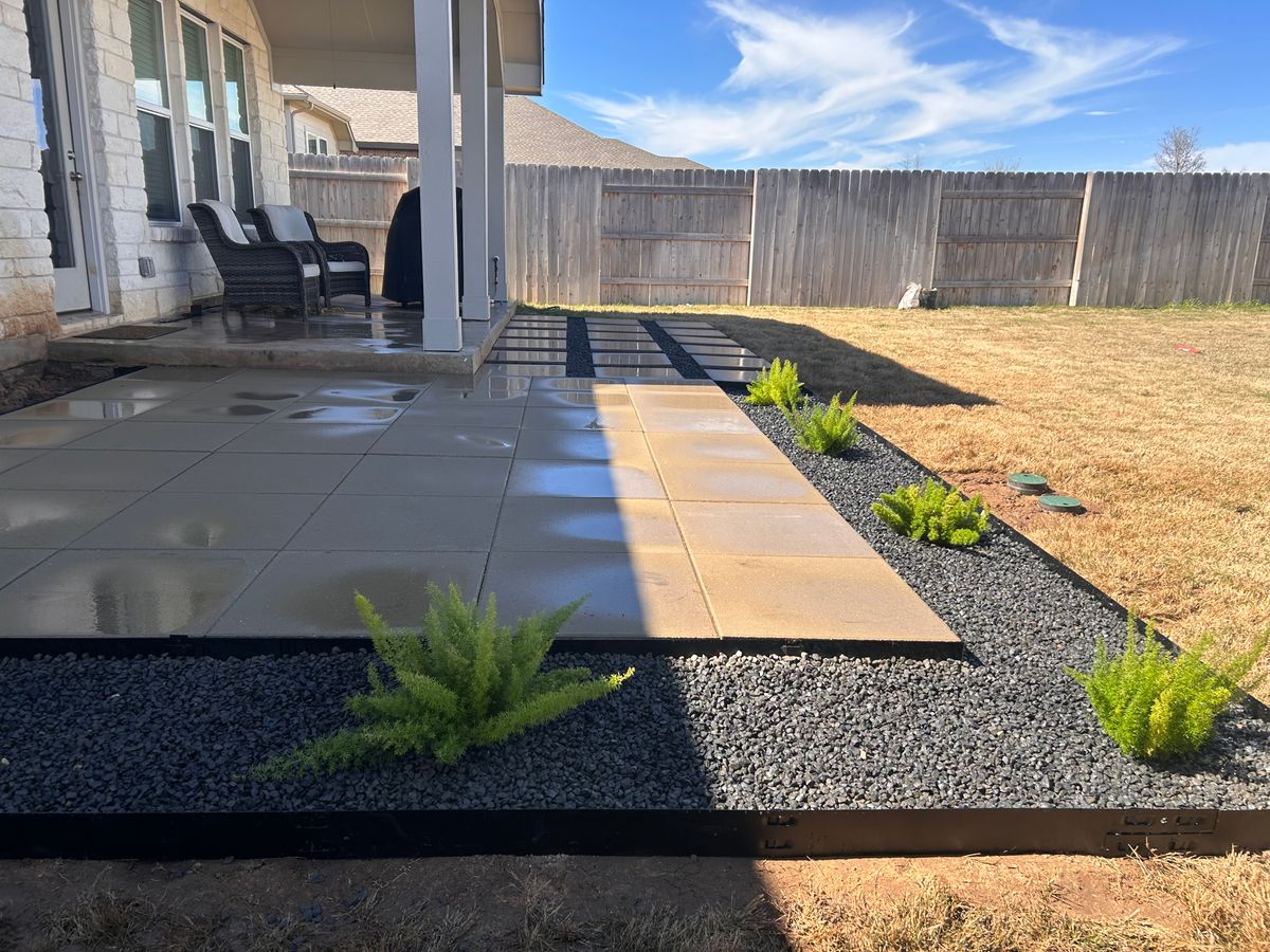 Patio Design & Construction for 5th Star Landscaping LLC. in Bastrop, TX