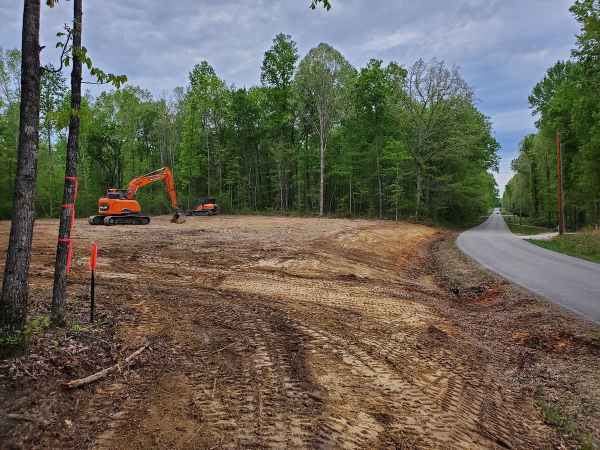 Leveling for H&H Earthworks in Decherd, TN