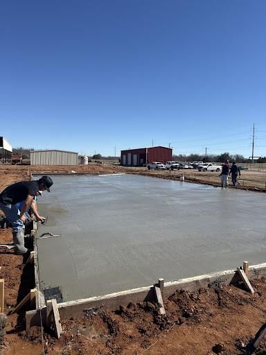Concrete Slab Construction for Hernandez Masonry & Concrete LLC in Granbury, TX