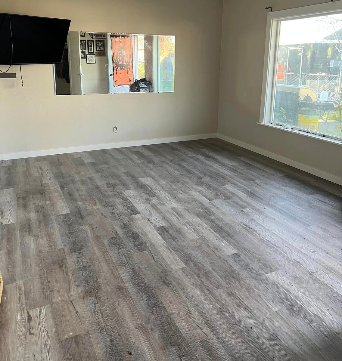 Flooring for Elk Creek Construction  in Stanfield, OR