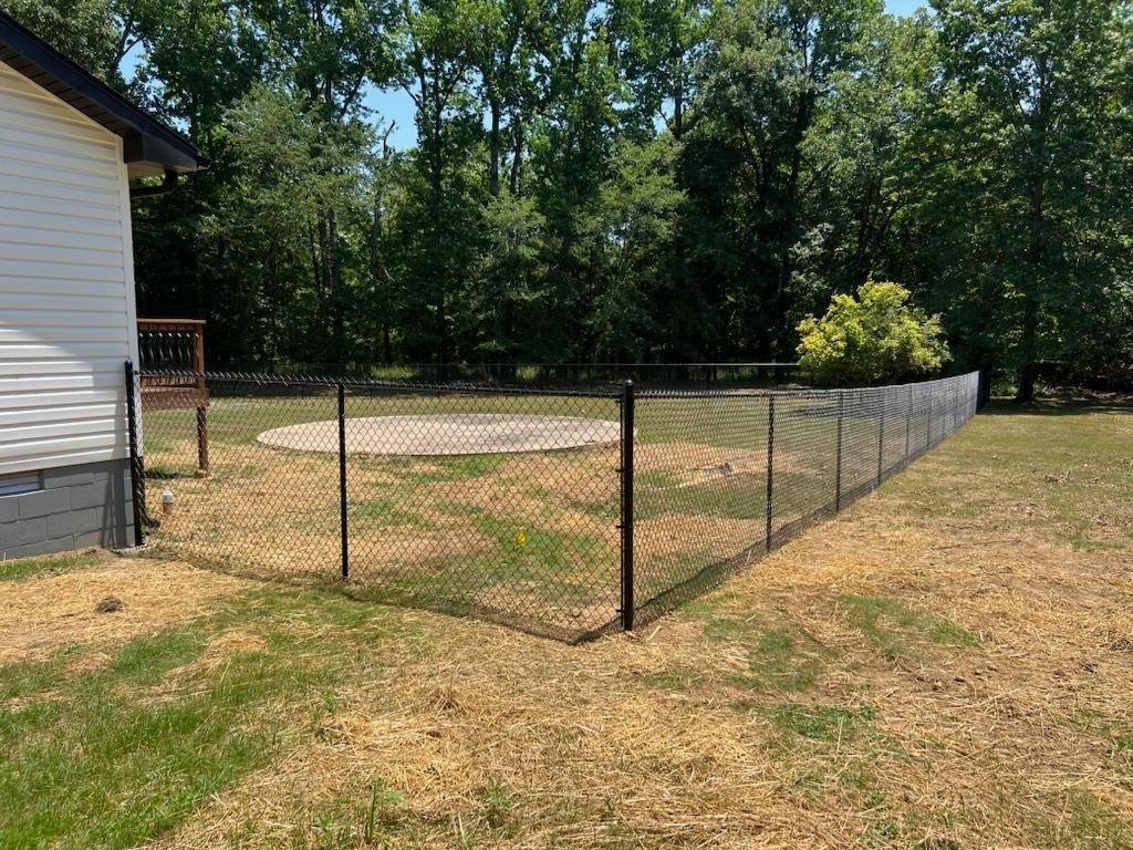 Fence Installation for B&J Fencing in Harviell, MO