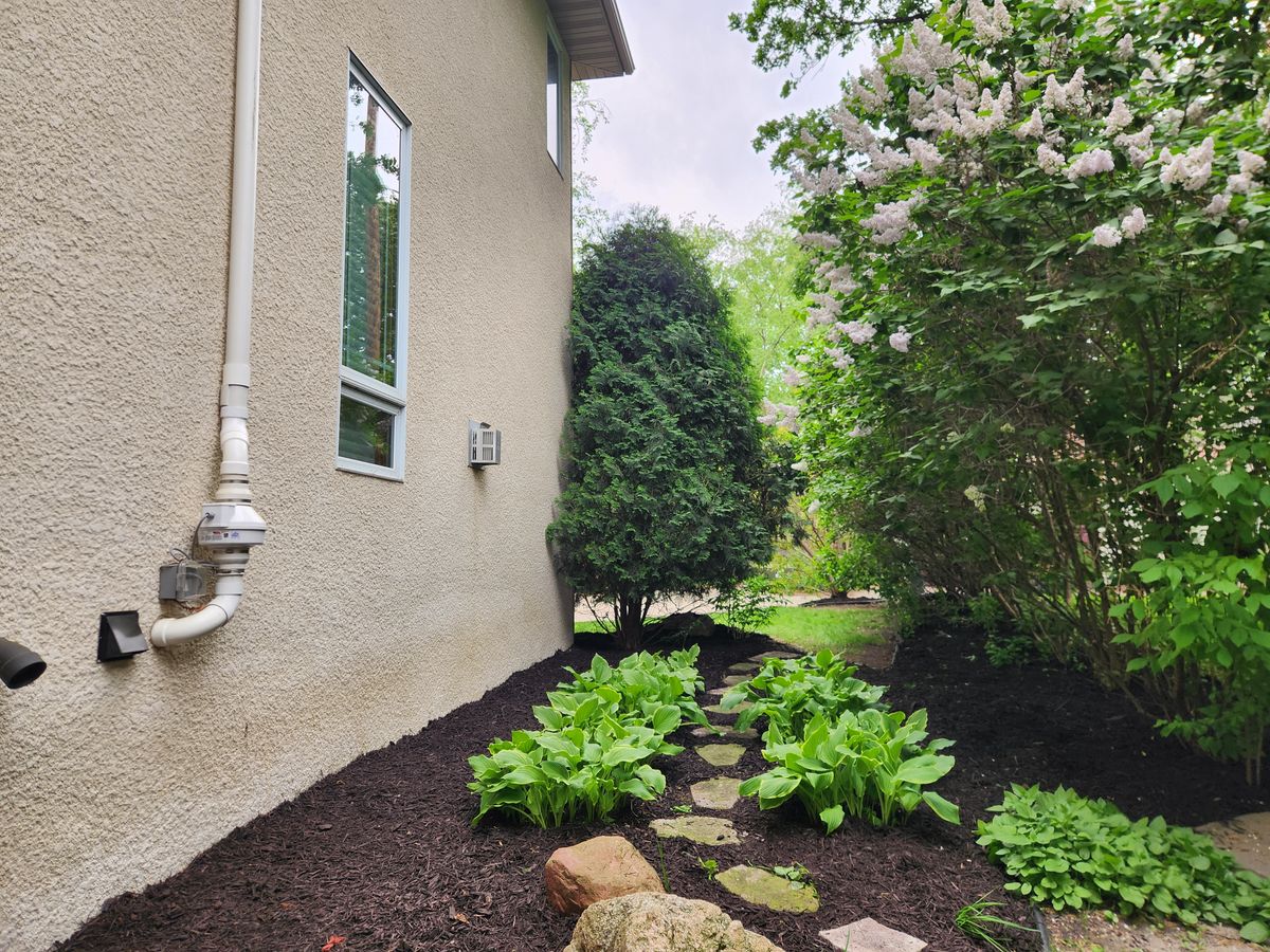 Mulch Installation for K & I Lawn Care Service  in Eden Prarie, MN