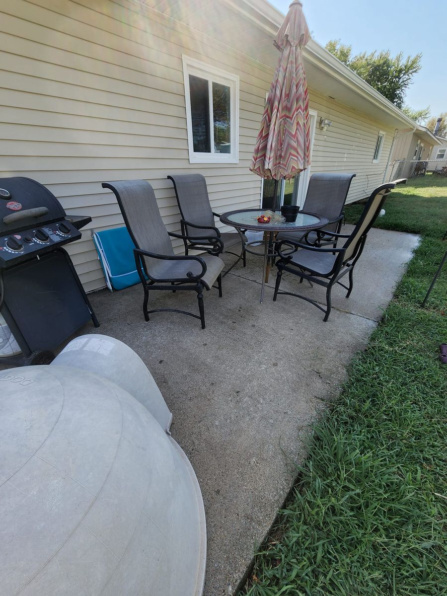 Deck & Patio Cleaning for ALK Exterior Cleaning, LLC in Burden, KS