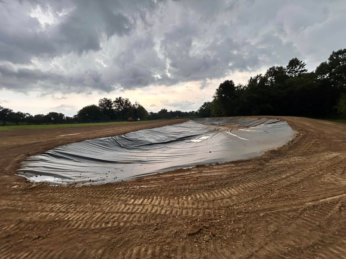 Lake and pond liner installation for Louisville Earth Movers in Crestwood, KY