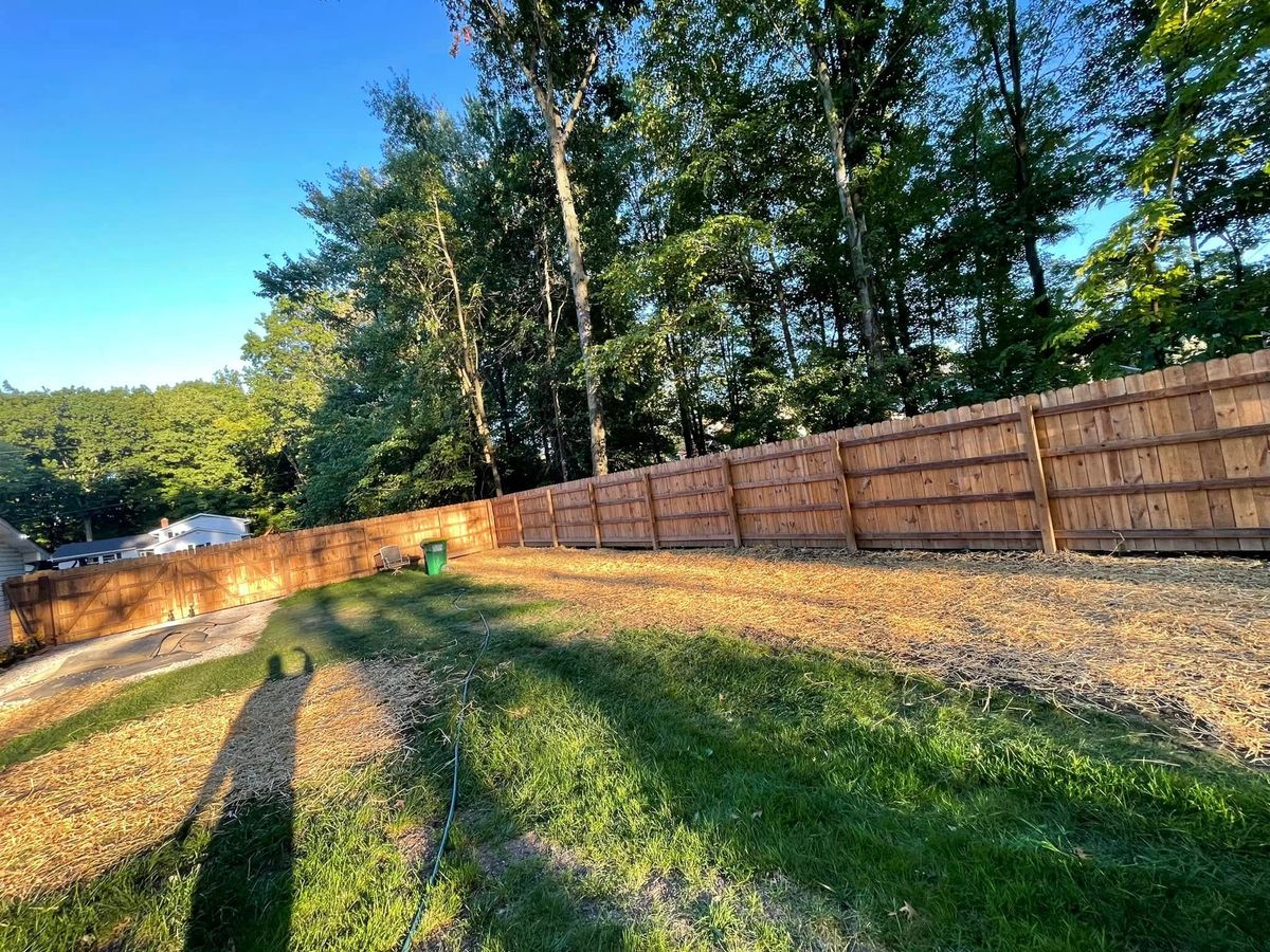 Fence Installation for Reynoso’s Fencing & Lawn Care in Painesville, OH