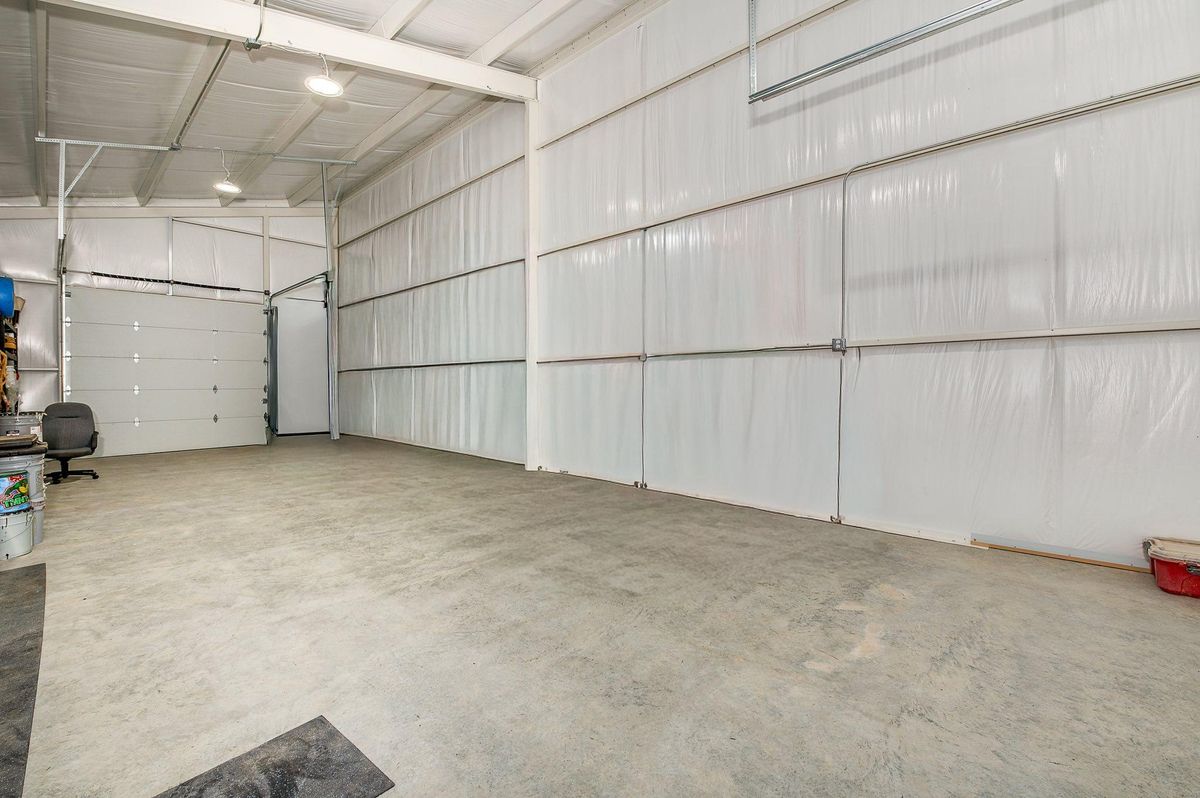 Custom Home Design for CWC Custom Homes & Barndominiums in Snook, TX