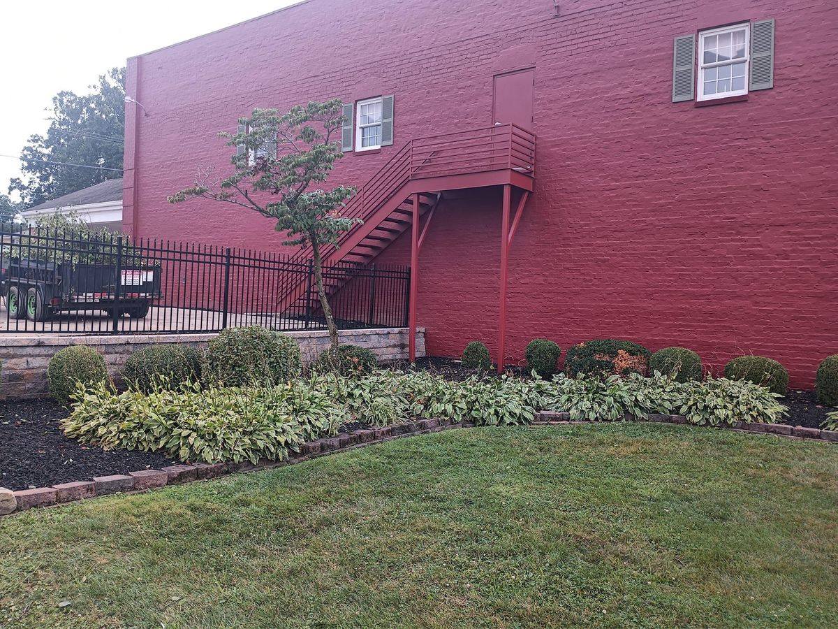 Hardscape supplies for Xtreme landscaping LLC in Zanesville, OH