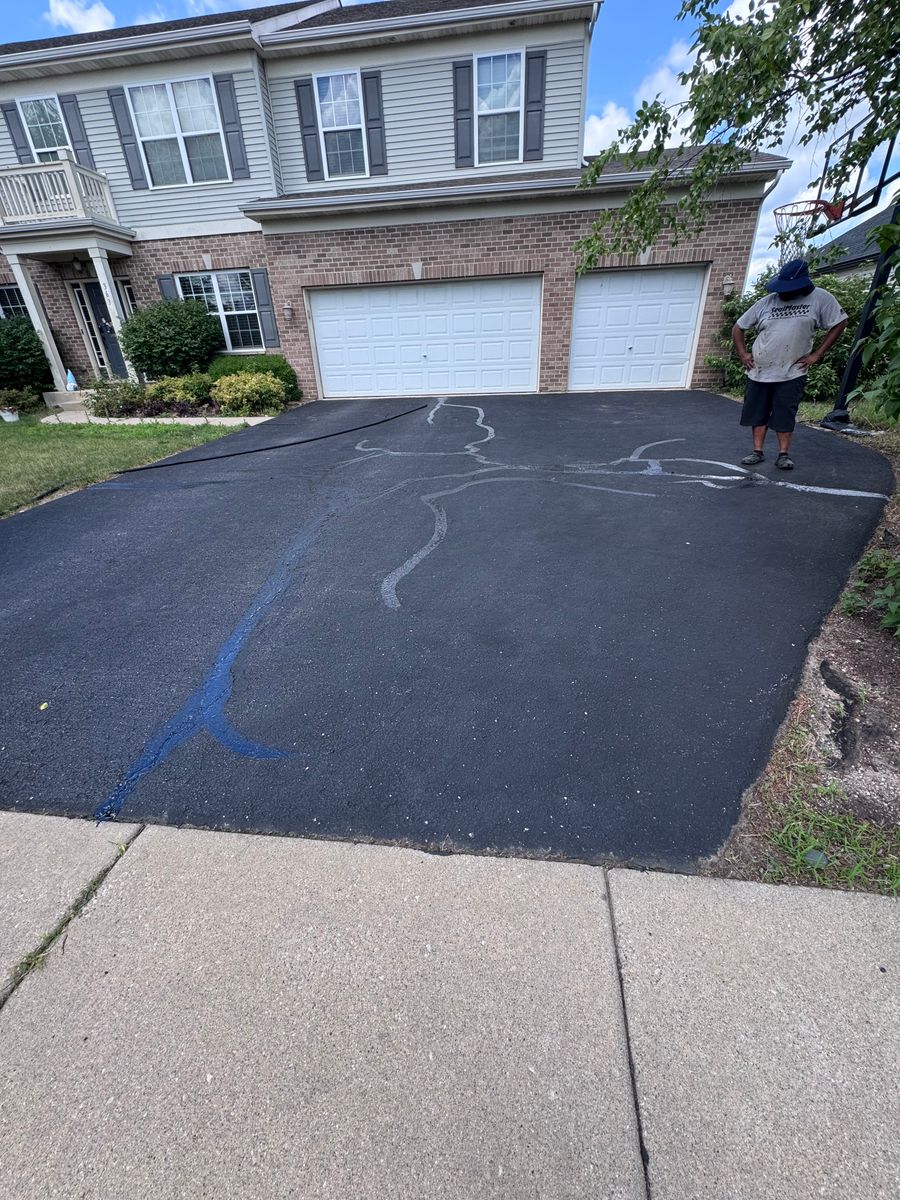 Crack Filling for Black Diamond Sealcoating in St. Charles, IL