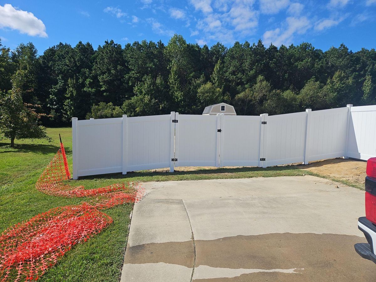 Vinyl Fencing for Tidewater Trim & Deck in Moyock, NC