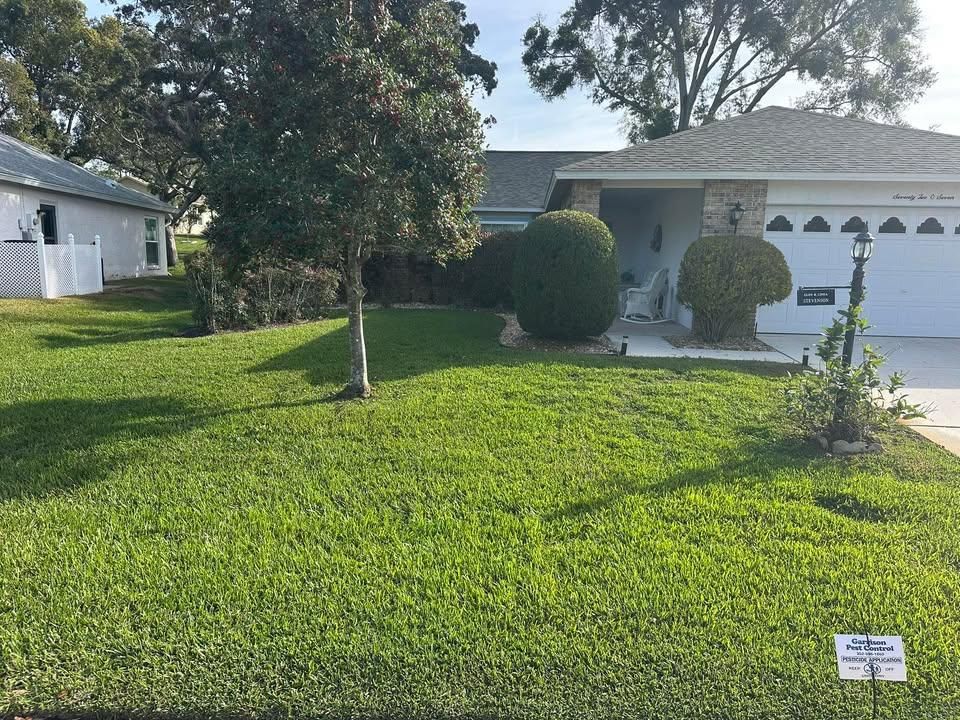 Lawn Spraying for Garrison Pest Control Inc in Hernando County, FL