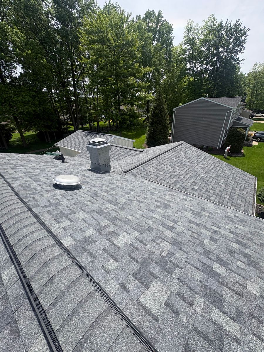 Roofing Installation for Rise Above Roofing in Stow, OH