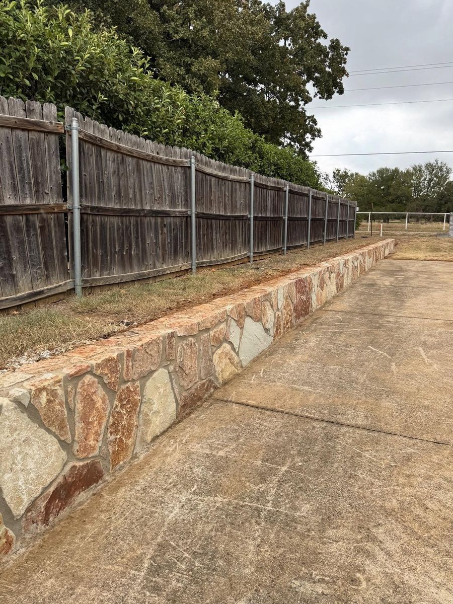 Outdoor living area for Rojas Contractors in Fort Worth, TX