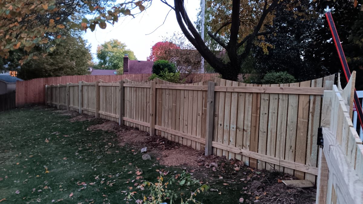 Fencing for Dead Tree General Contracting in Carbondale, Illinois