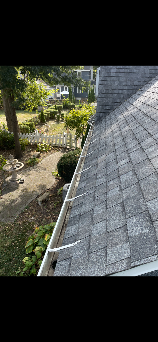 Gutter Cleaning for MDR Landscaping in Urbana, IL