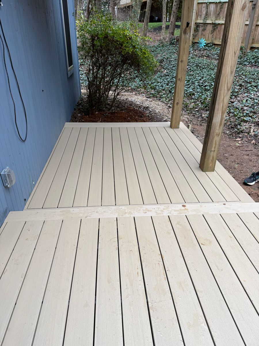 Composite Deck Installation for Deck Escapes and Outdoor Living  in Knoxville, TN