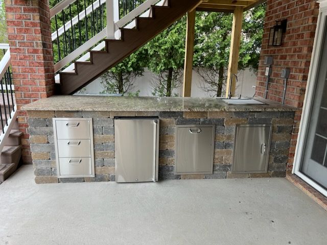 Outdoor Kitchens for Henney’s Custom Hardscapes in Canonsburg, PA