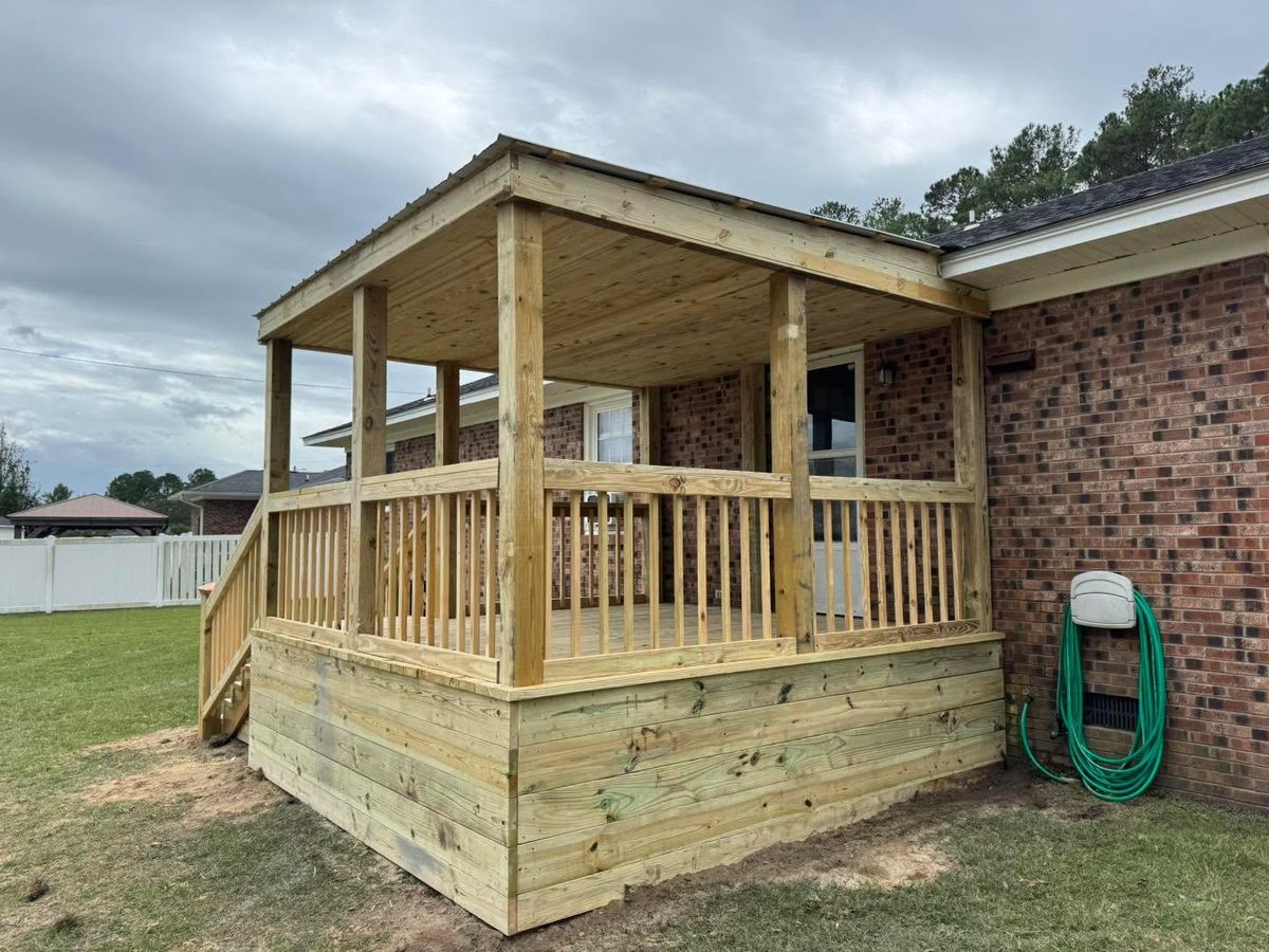 Decks & Porches for 4 In The Fire Fencing LLC in Darlington, SC