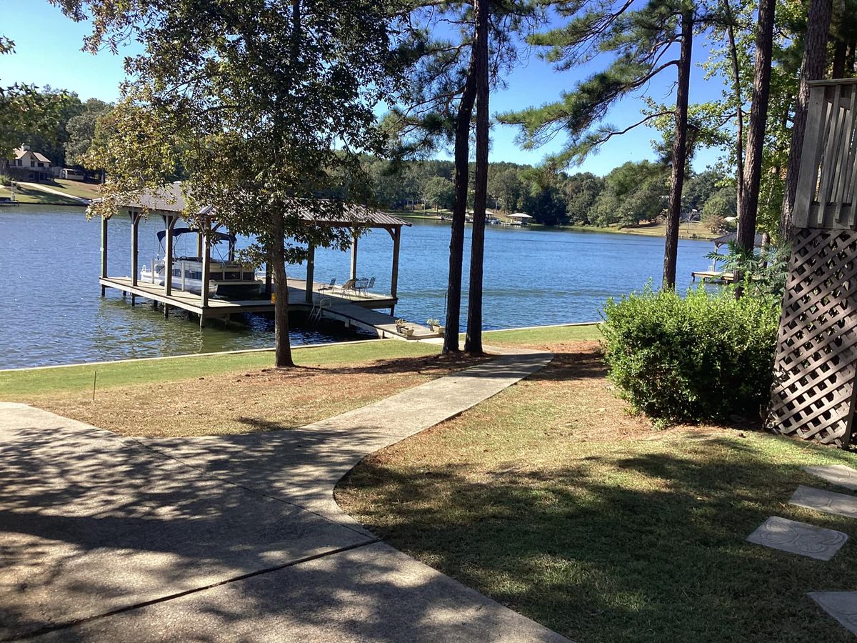 Lawn Maintenance for Xtreme Landscaping & Lawn Care in Lincoln, AL