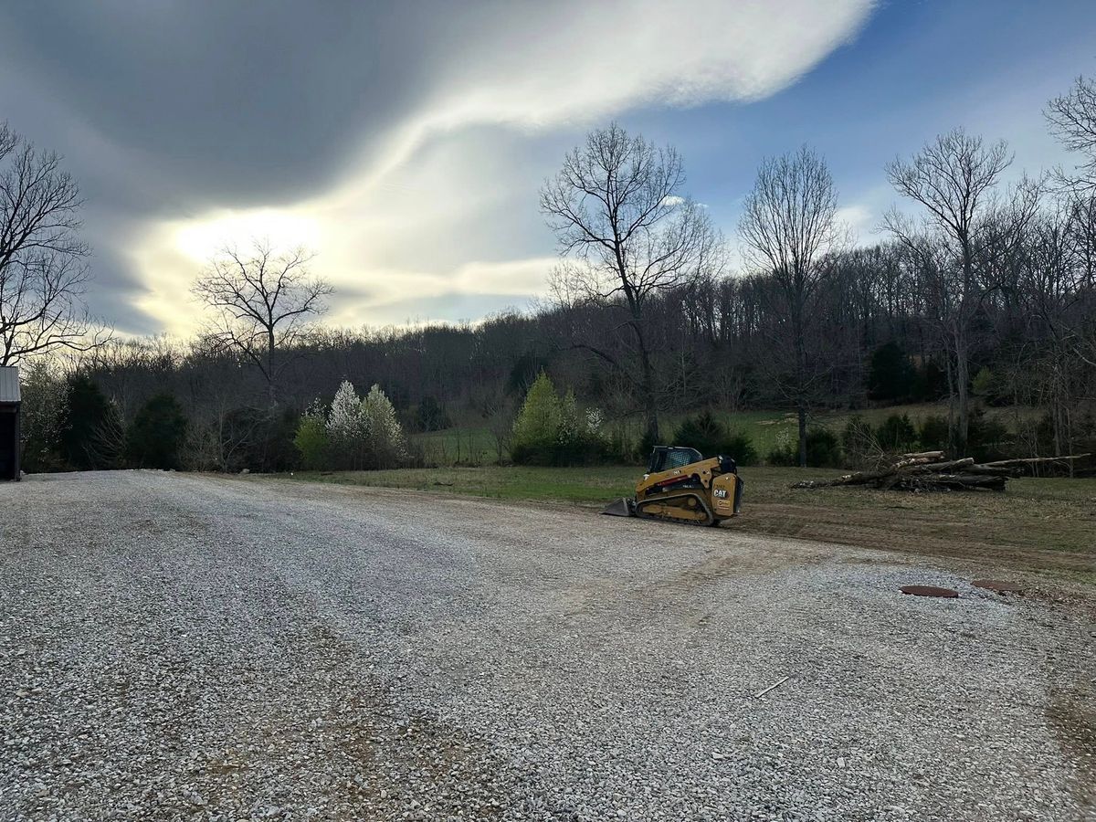 Excavation for Oaks Excavating in Lyles, TN