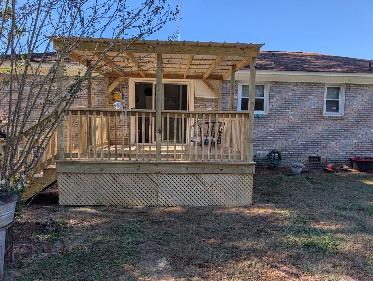 Decks & Porches for 4 In The Fire Fencing LLC in Darlington, SC
