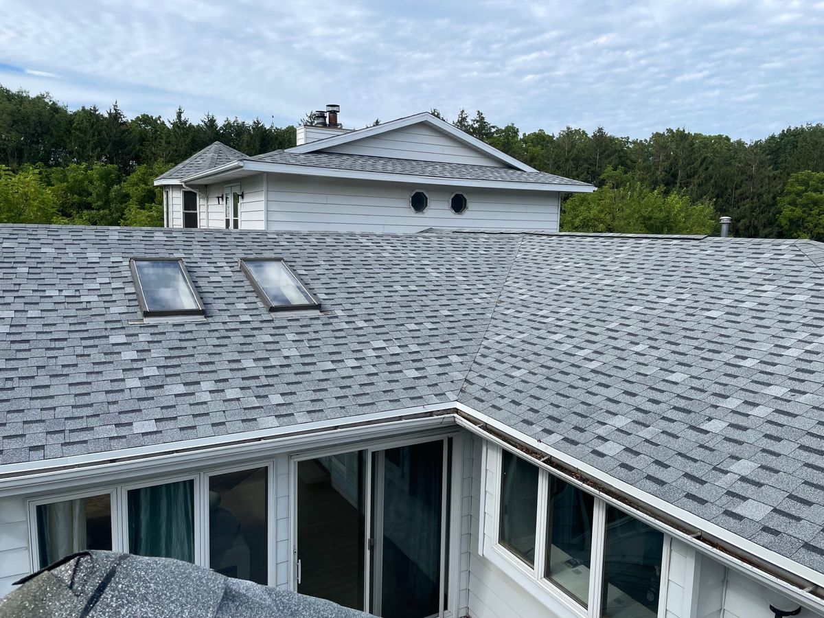 Roofing for New Life Complete Construction in Cross Plains, WI