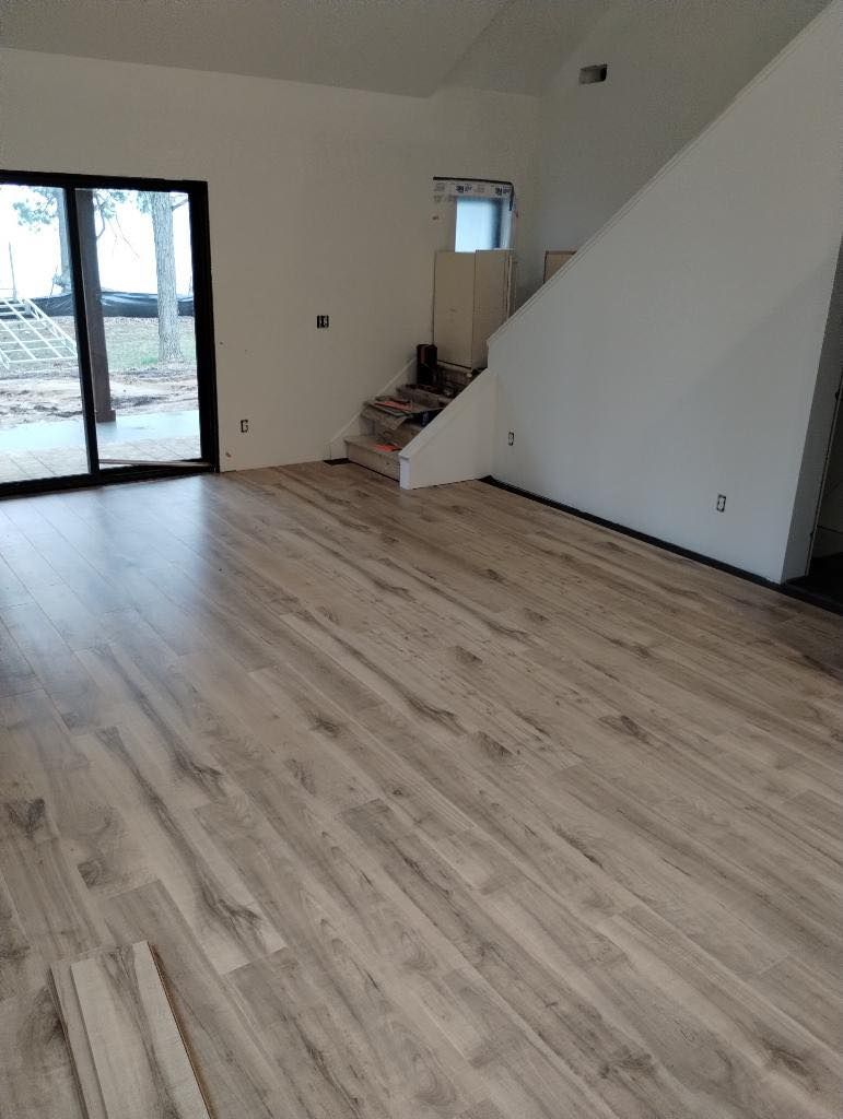Flooring for Rivers Edge Tiling LLC in Brainerd, MN