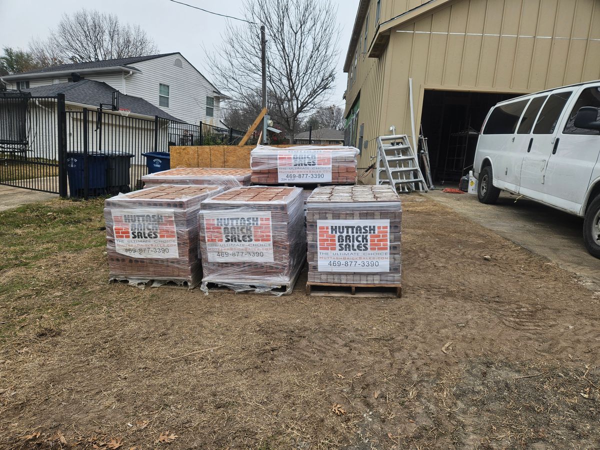 Bulk Brick Delivery for Huttash Brick Sales in Dallas, TX