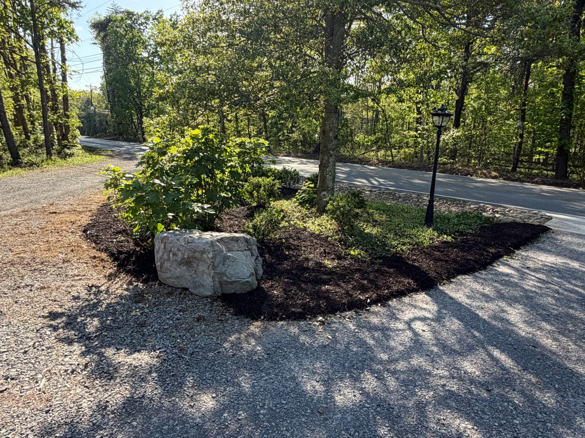 Mulch Bed Installation and Renovation for Starnes Hardscapes & Property Management LLC in Dunlap, TN