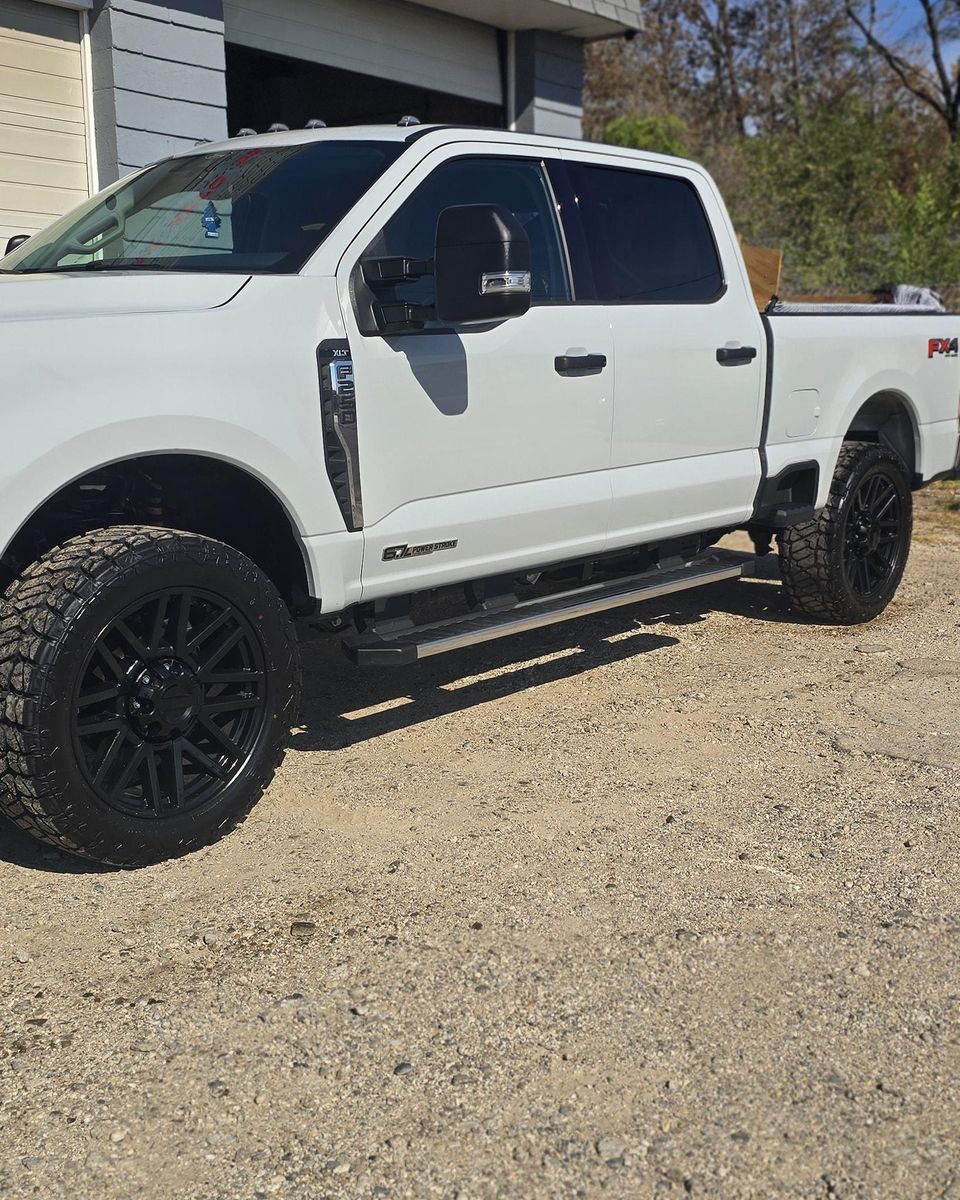 Full Detail Service for Luxury Auto Detail in Peoria, IL