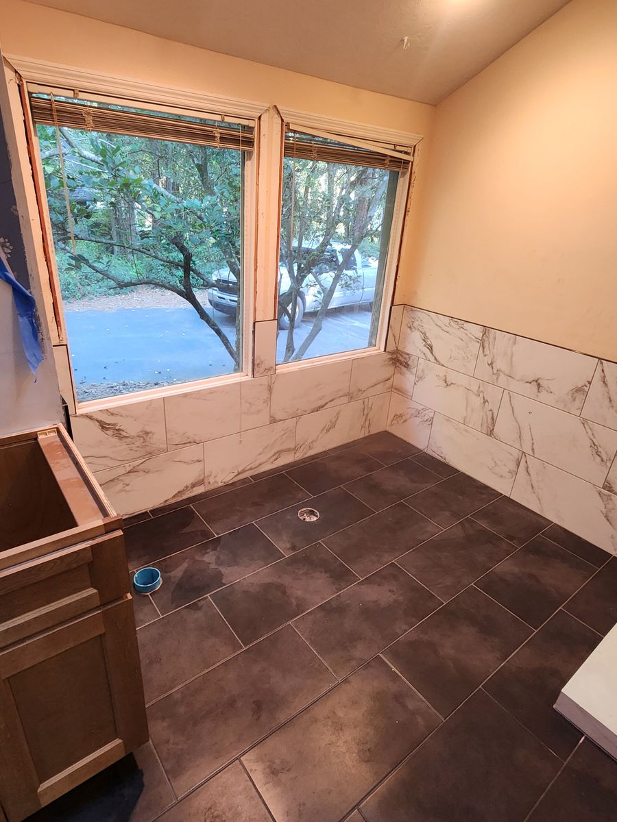 Bathroom Tiling for Elite Custom Tile Installations in Ocala, FL