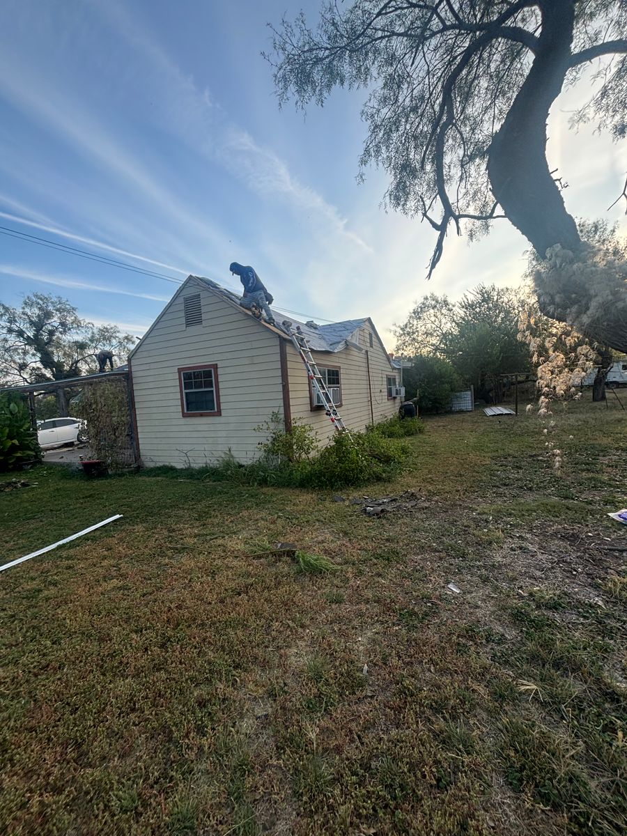 Roofing Replacement for Double SS Construction & Roofing in Luling, TX