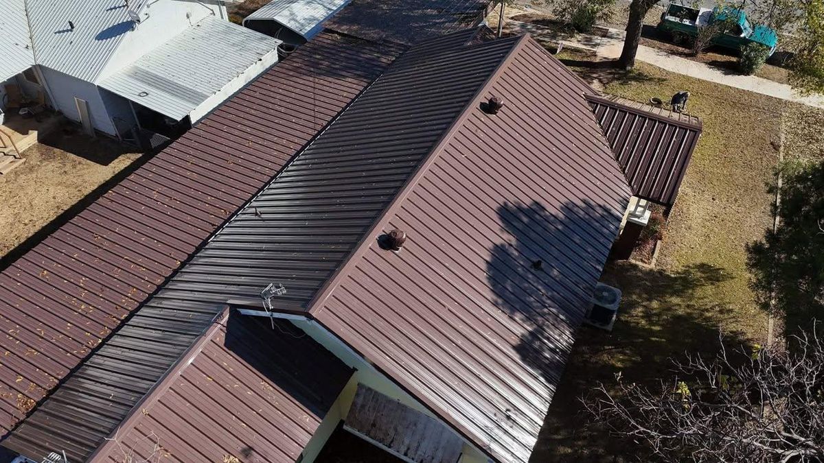 Roof repairs for Barcenas Roofing & Remodeling in San Saba, TX
