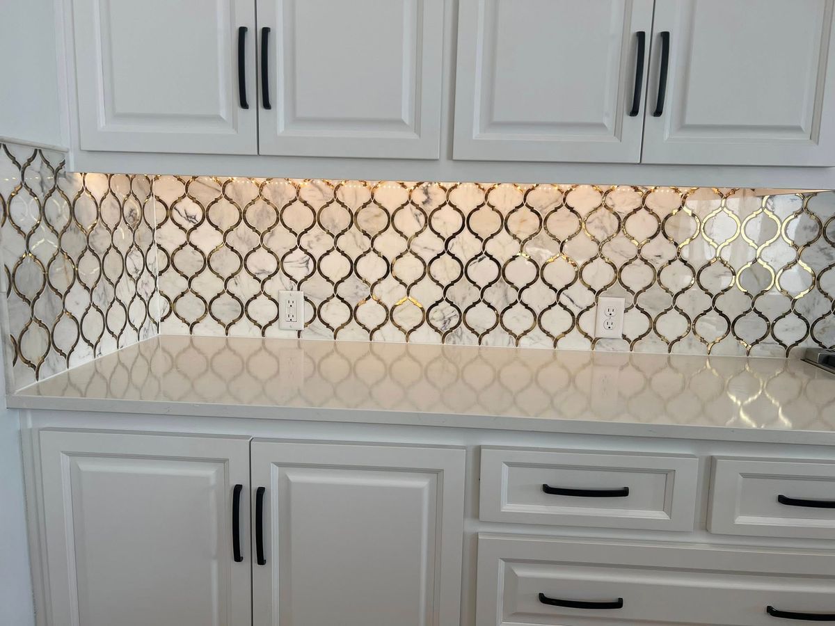 Kitchen Counter Tiling for Zenus Custom Tile in Kansas City, MO